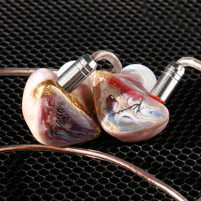 KINERA Freya 3BA+1DD In Ear Earphones Hybrid Hand Painted Earbud HIFI DJ Monitor Headset